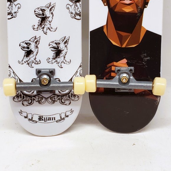 Tech Deck Finger Skate Board Lot of 2 Felipe Plan B Sovrn MMXIX Ryan - Picture 4 of 8